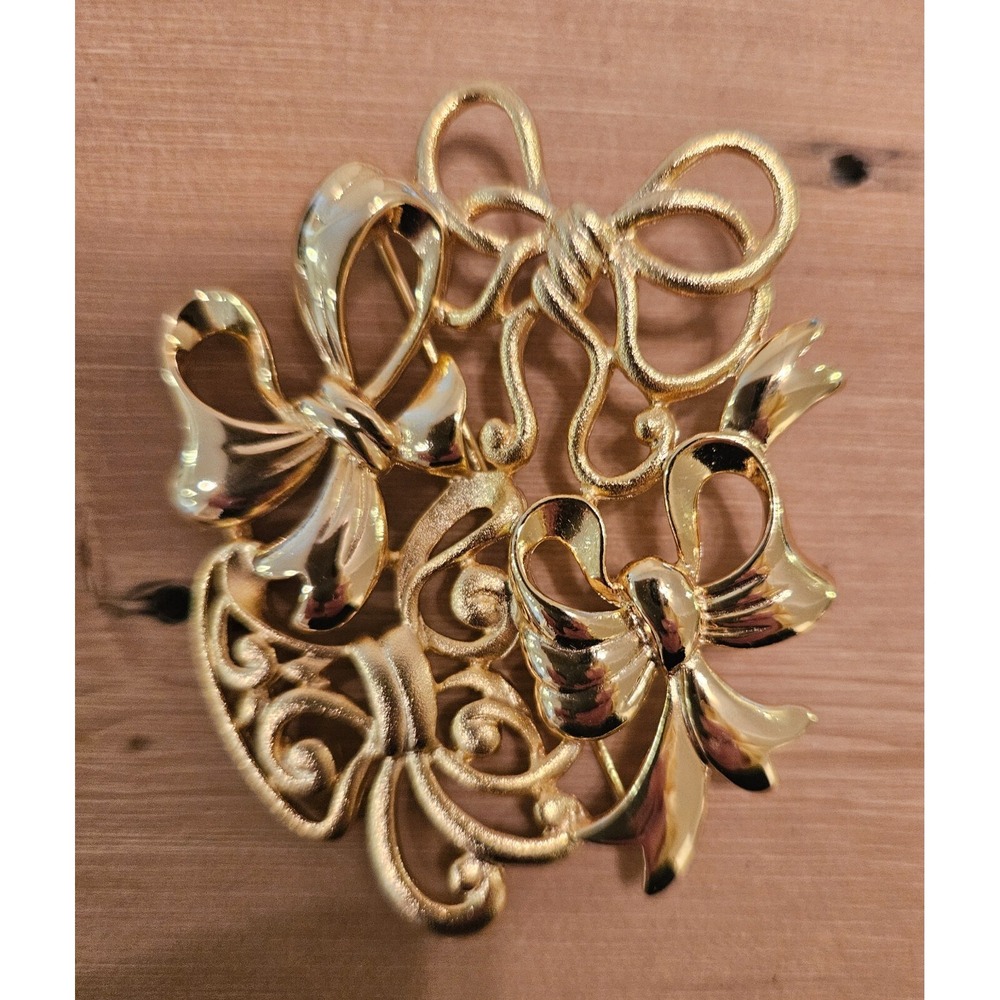 Gold Bow Brooch Pin Vintage Style Elegant Holiday Party Jewelry - TARA - Vintage